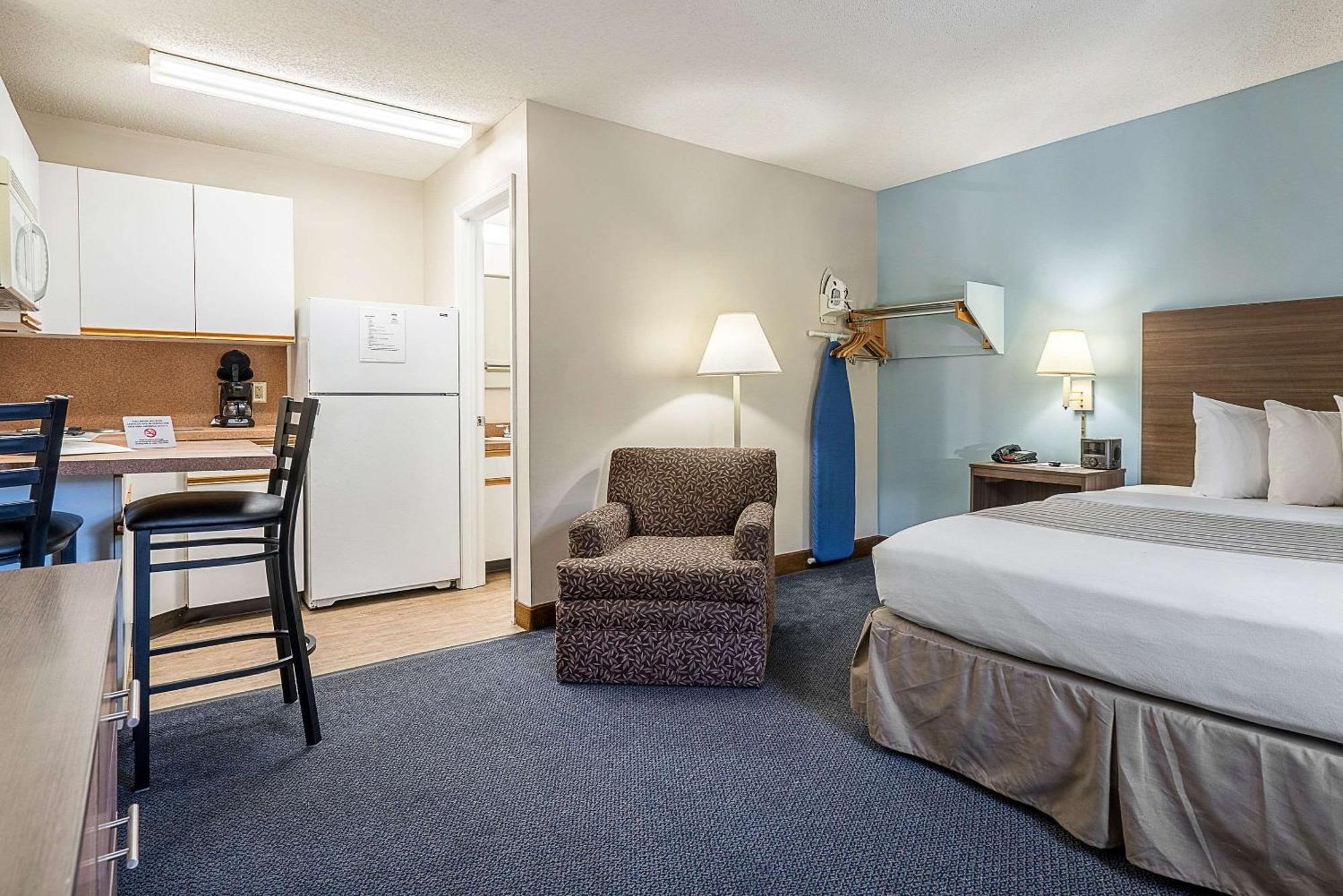 Suburban Studios Of Wilmington Luaran gambar