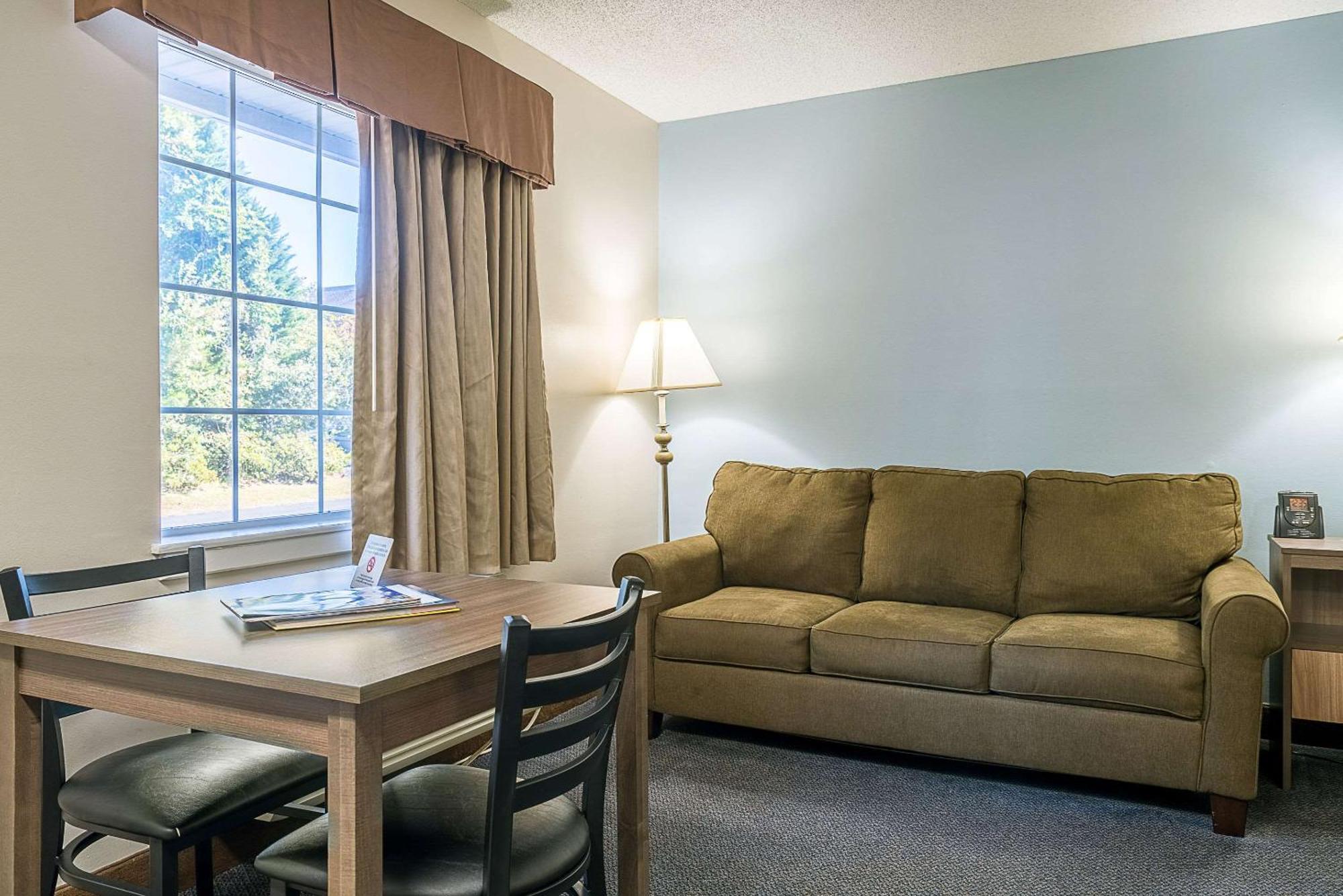 Suburban Studios Of Wilmington Luaran gambar