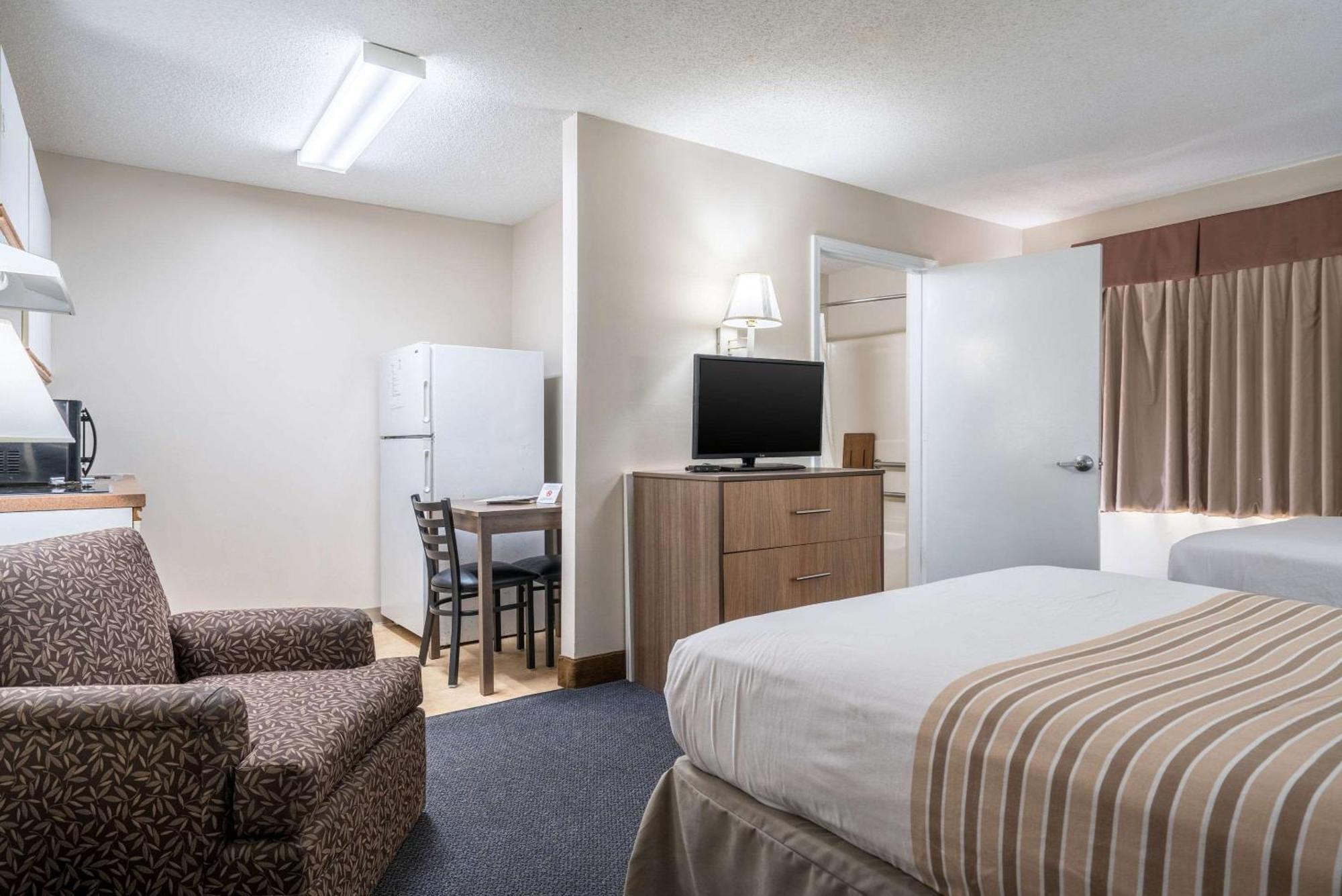 Suburban Studios Of Wilmington Luaran gambar