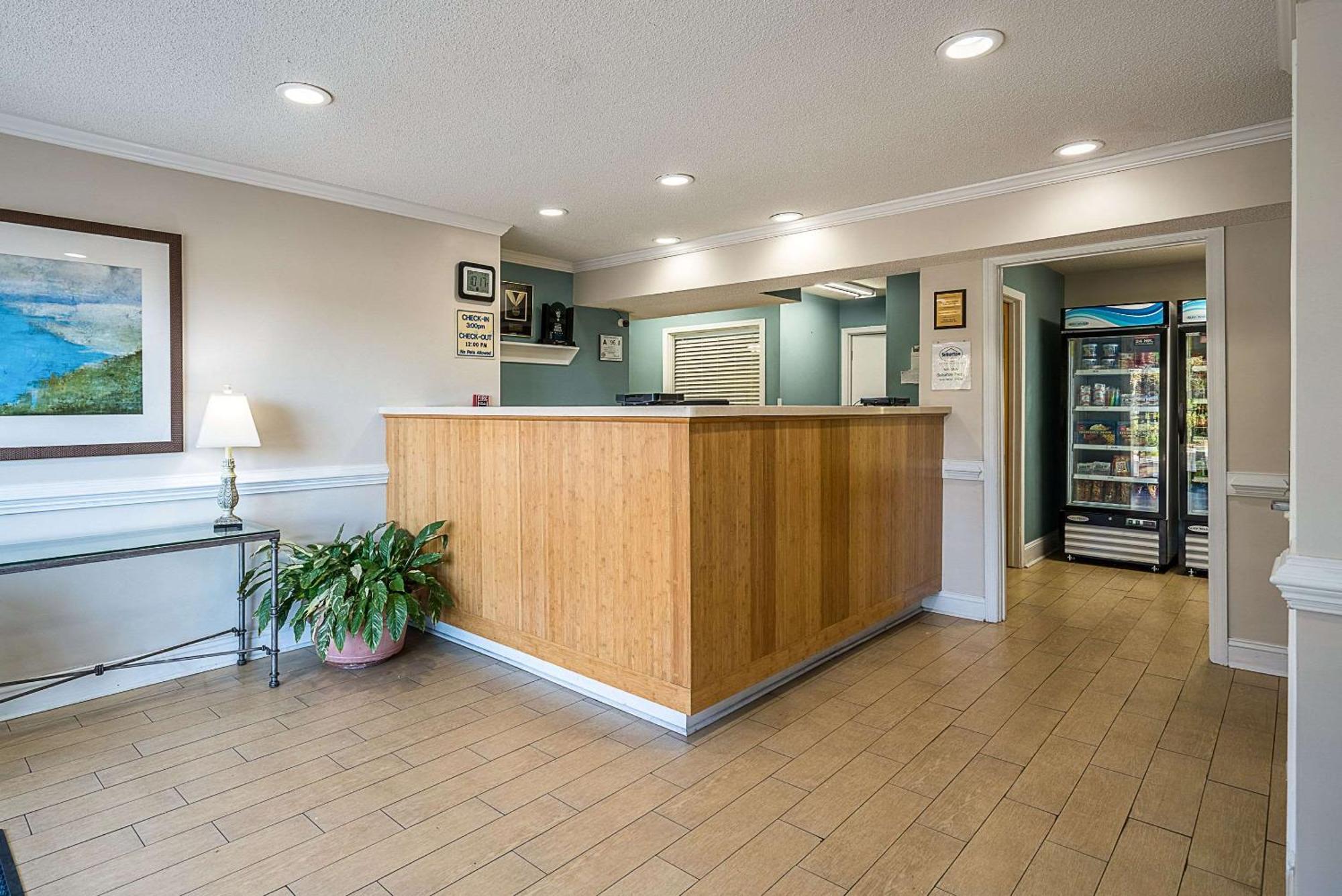 Suburban Studios Of Wilmington Luaran gambar