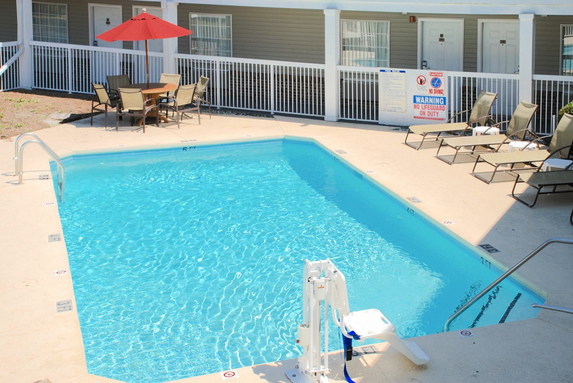 Suburban Studios Of Wilmington Luaran gambar